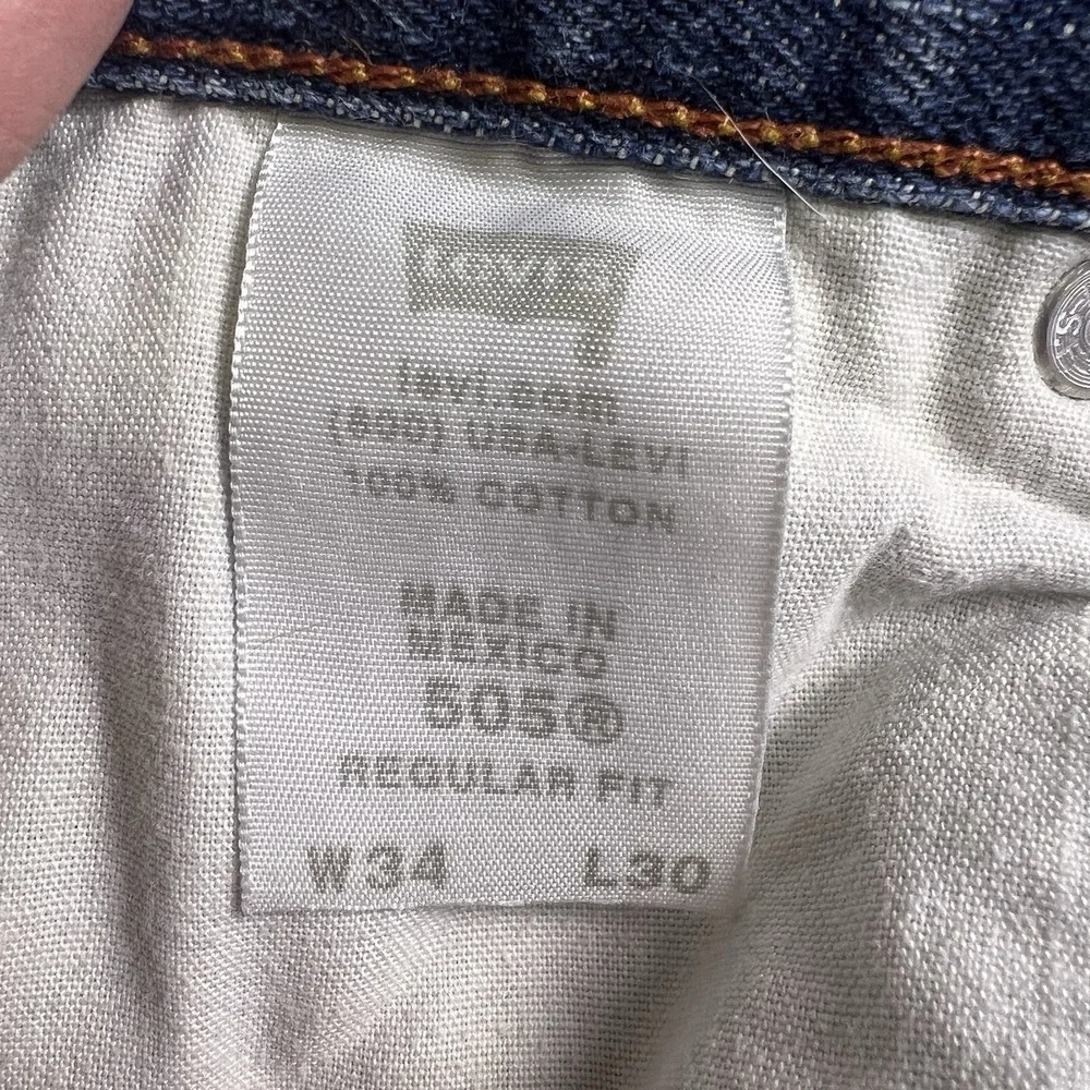 Levis 505 Jeans Mens 34x30 Regular Fit Straight Leg Medium Wash Denim Pants